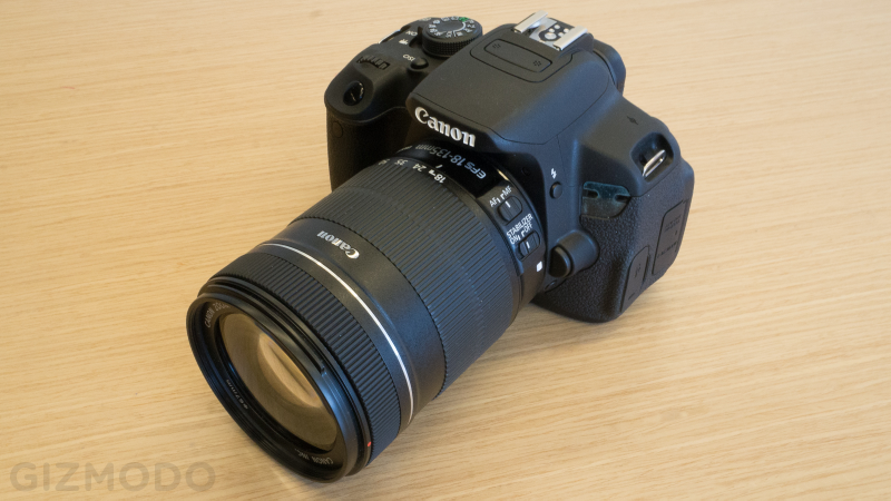 Illustration for article titled Canon EOS Rebel SL1: The Shrunken Down Beginner DSLR You've Been Waiting For